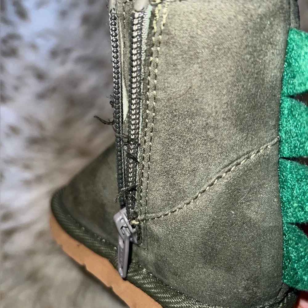 Gap Toddler Dino Boots